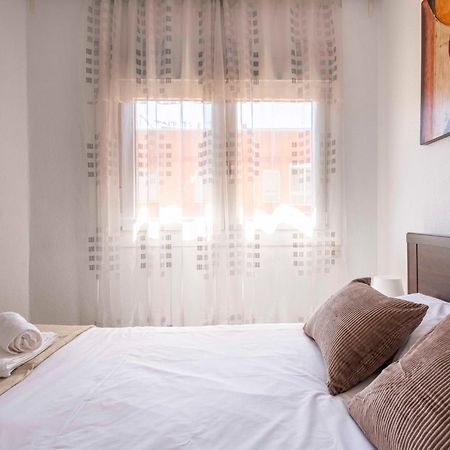5 Min To The Sea And 15 Min To Barcelona Center Apartment Сант Адриа де Бесос Екстериор снимка