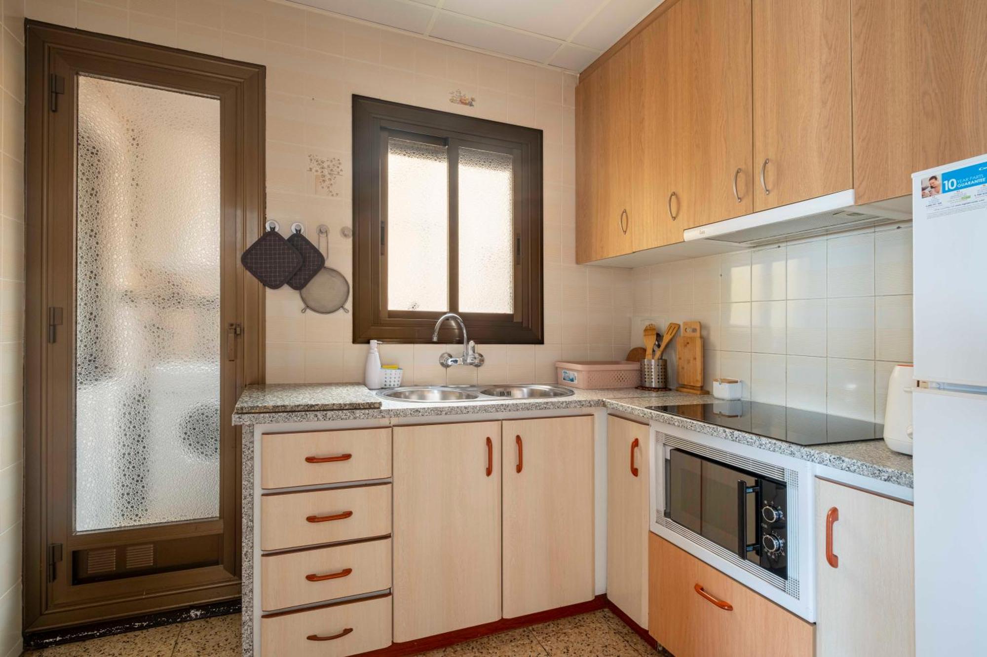 5 Min To The Sea And 15 Min To Barcelona Center Apartment Сант Адриа де Бесос Екстериор снимка